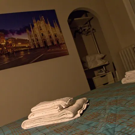 Guarneri Flat Apartman Milánó